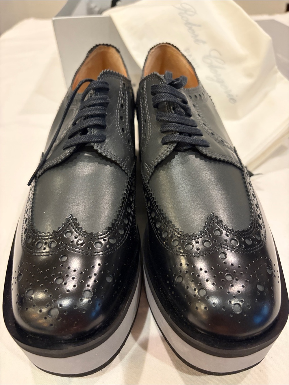 Robert Clergerie Paris BlackLeather Wingtip Oxfords Wms Sz 8